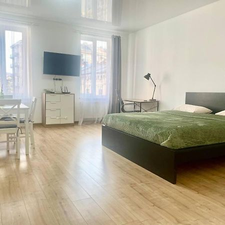 На Куліша 3, Сучасні Апартаменти Біля Оперного Lviv Extérieur photo